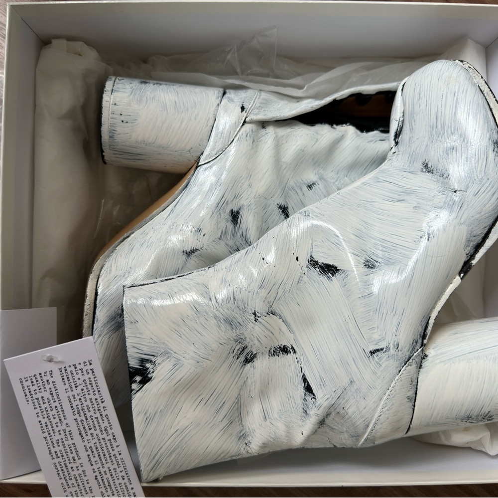 Maison Martin Margiela White and Black Ankle Boots